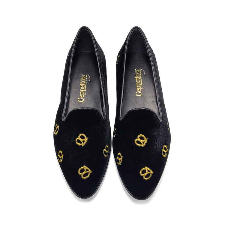 Geppettos Black Velvet Pretzel Pointed Slip On 0570