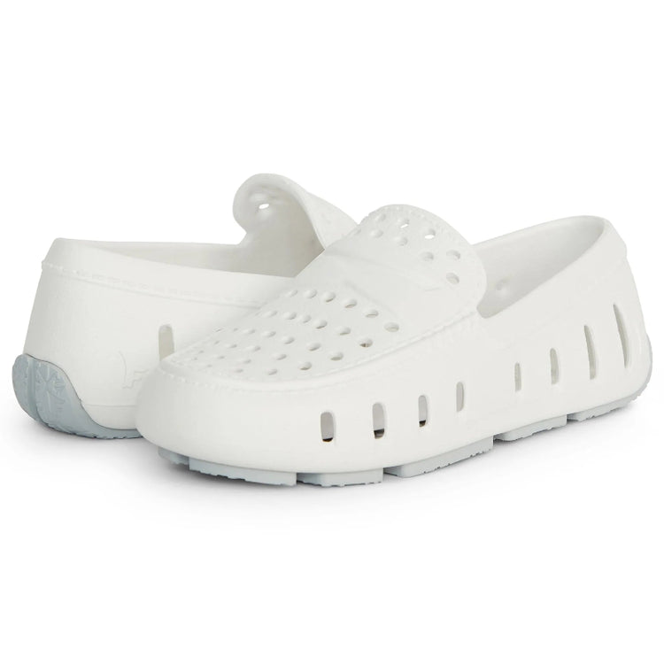 floafers-prodigy-white-grey-sole-water-shoe-unisex