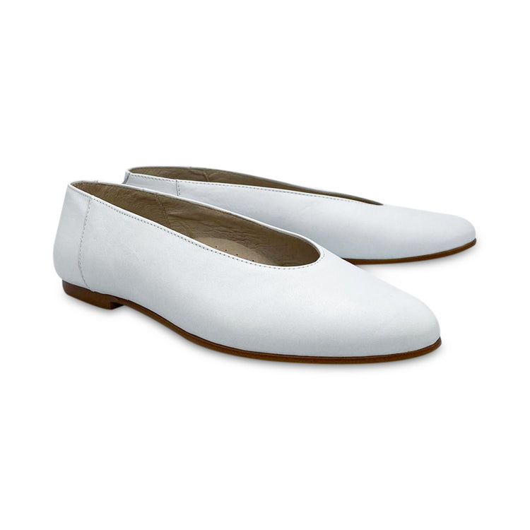 Hoo White Leather Pointed Slip On 2434