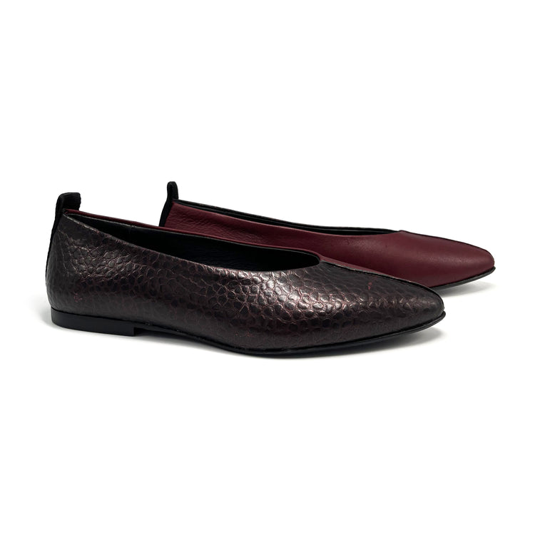 Blublonc Manda Two Toned Wine Slip on