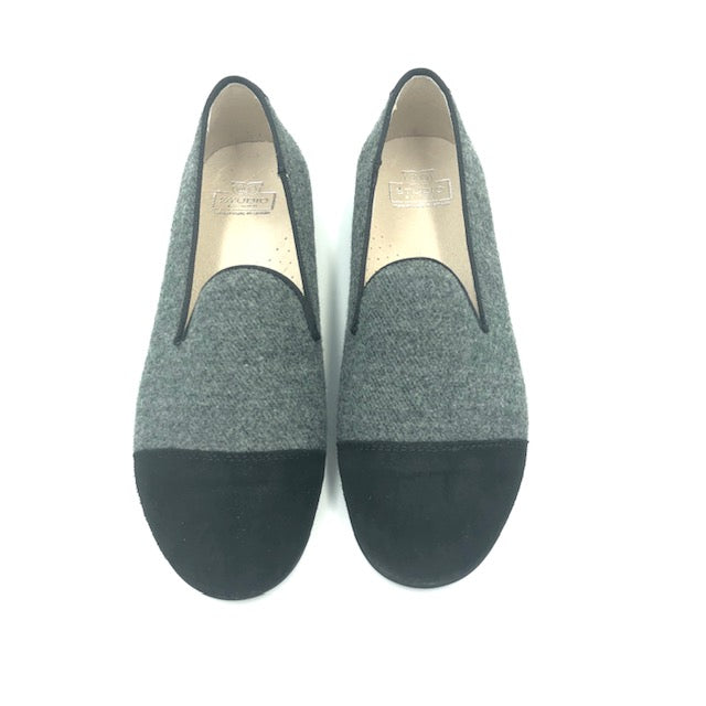 Hoo Grey Flannel Black Suede Dress Shoe 3062