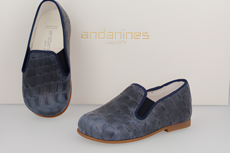 andanines-smoking-crocodile-slipon-boys