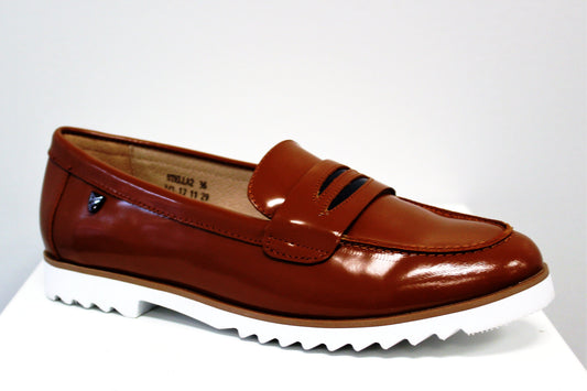 Venettini Stella Tan Loafer