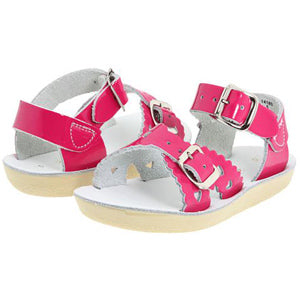 Salt Water Shiny Fuchsia Sweetheart Sandal