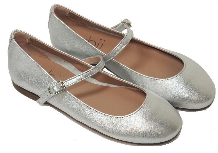 zubii-silver-buckle-girls-shoes